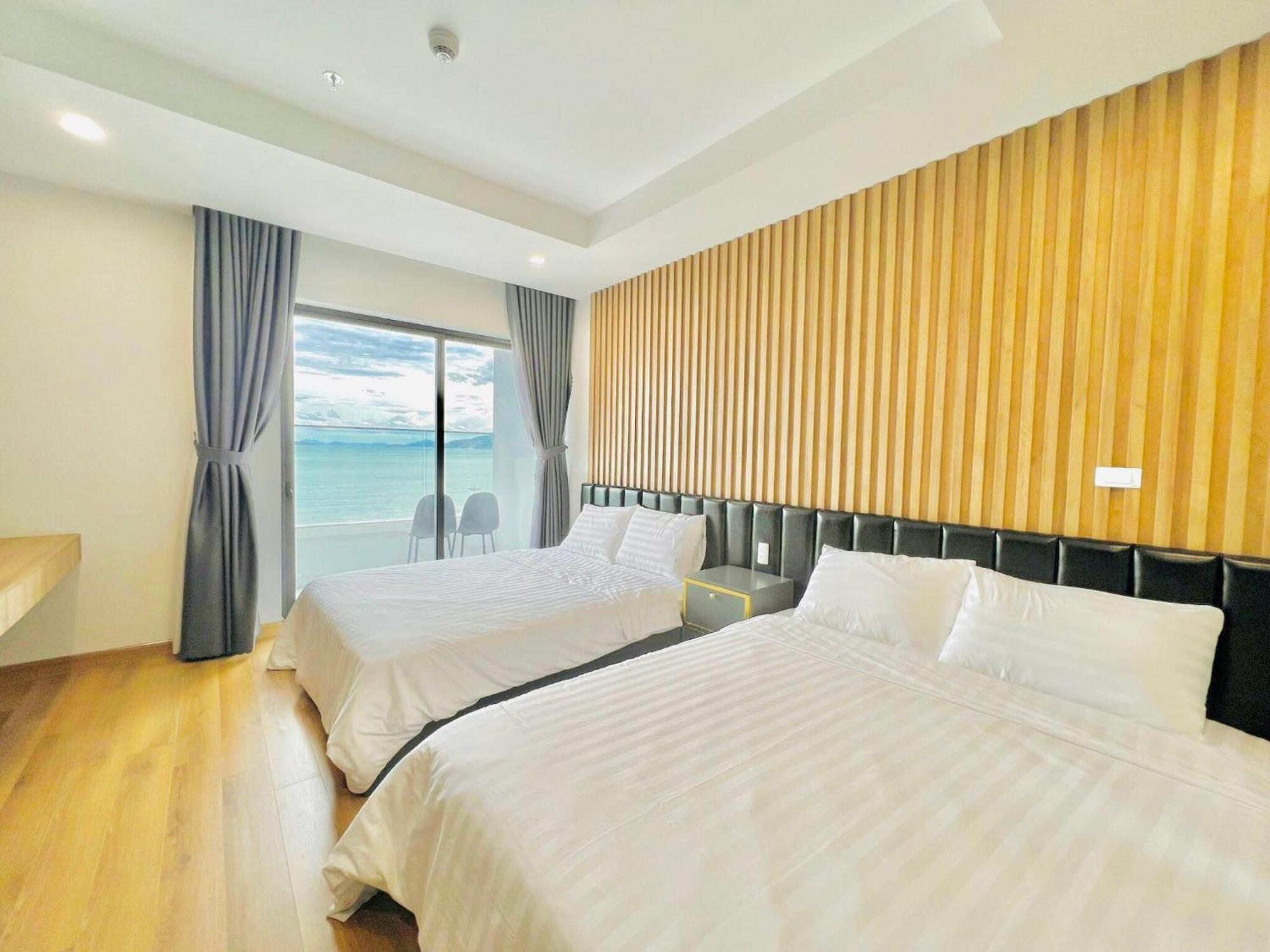 Tms Beachfront Apartment Quy Nhon Bay Exteriör bild